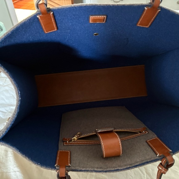 Tory Burch Gray Felt Ella Tote with Brown Leather Trim - Picture 10 of 12